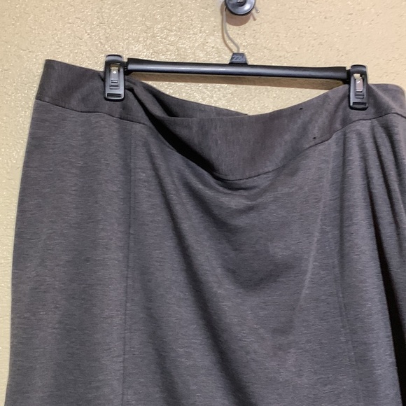 Lane Bryant Skirt Gray Size 24 Rayon Polyester Spandex Blend - Picture 4 of 12